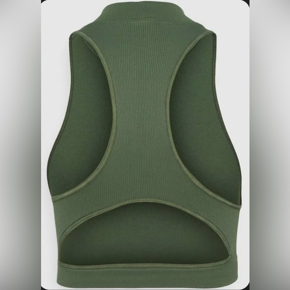Capezio Seamless Rib Crop
TOP (11375W) • Safari Green • XS/S - Picture 2 of 15